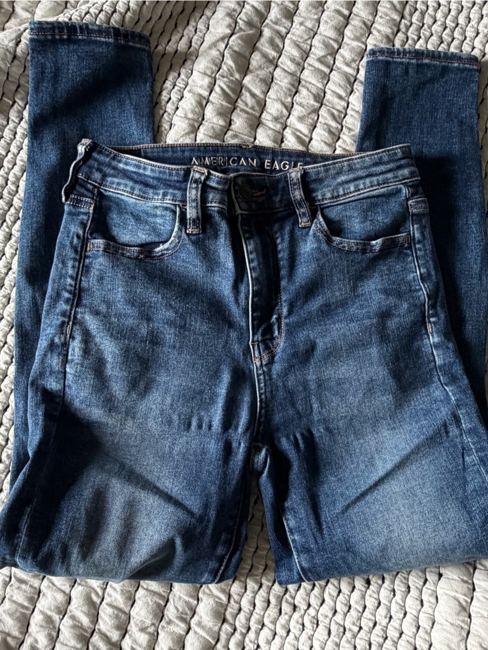 American Eagle Outfitters Women's Skinny Jeans SHORT - Medium Blue Wash